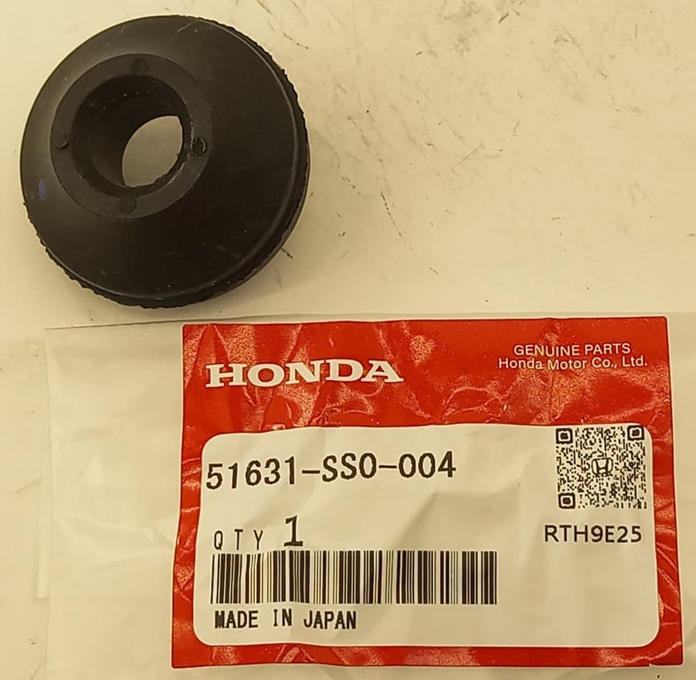 Втулка переднего амортизатора Honda Cr-V