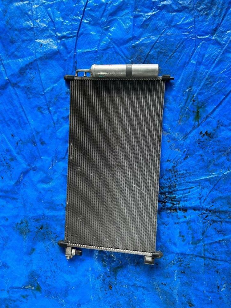 Радиатор кондиционера Ниссан НВ 200 в Кызыле 245875
