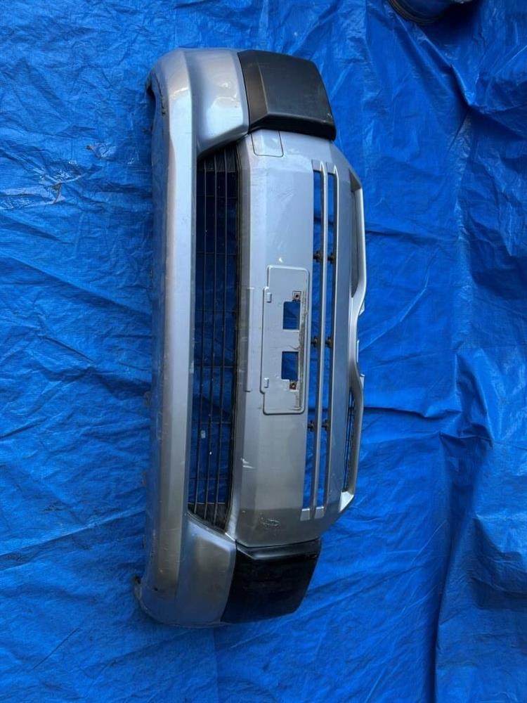 Бампер Тойота Саксид в Кызыле 259230