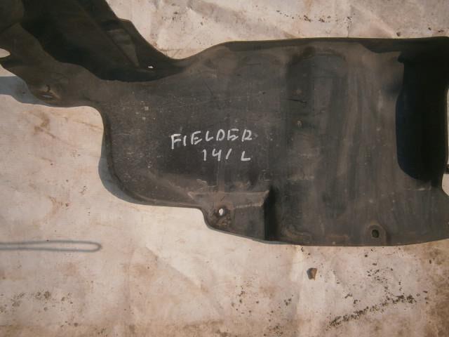 Подкрылок Тойота Королла Филдер в Кызыле 26428