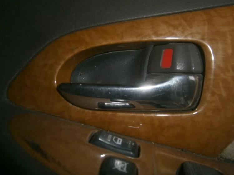 Дверь Тойота Альфард в Кызыле 48357
