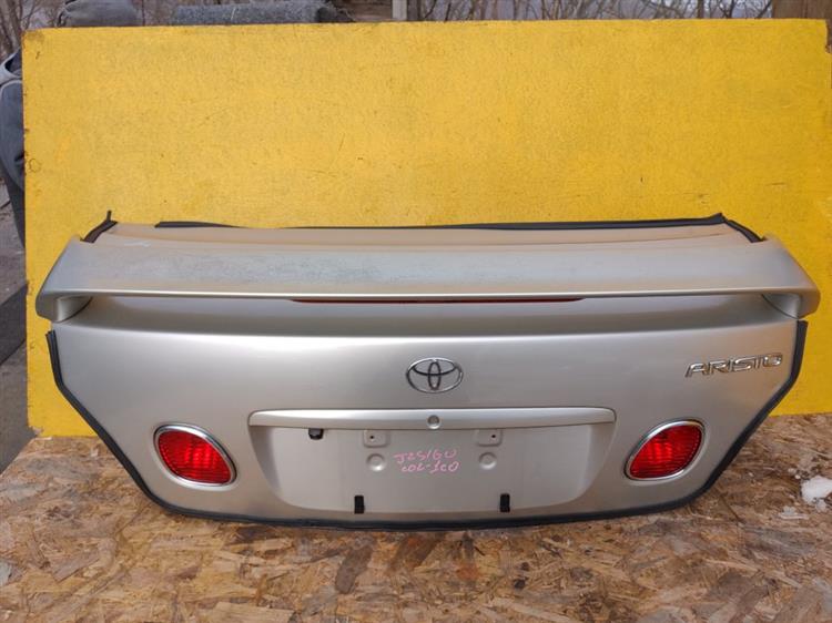 Крышка багажника Тойота Ариста в Кызыле 50766