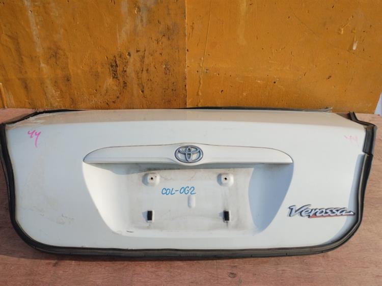 Крышка багажника Тойота Веросса в Кызыле 50775