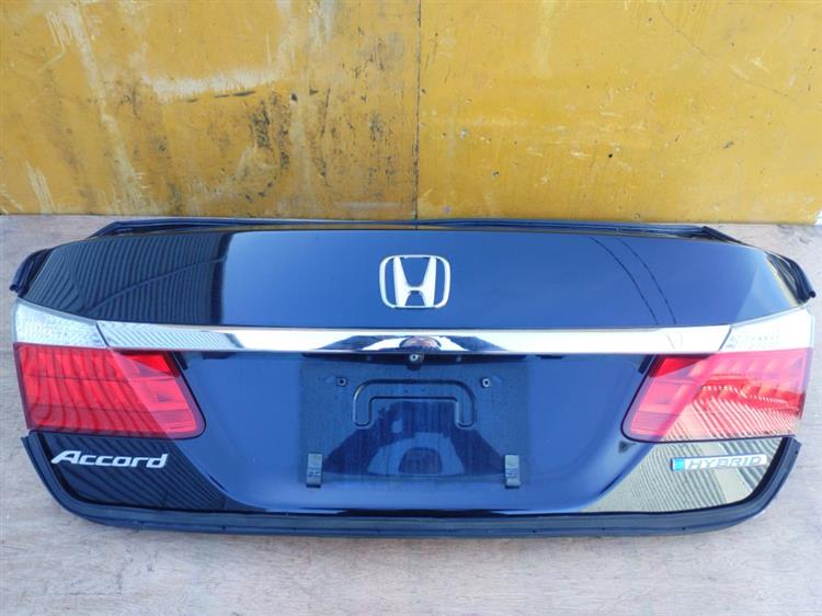Крышка багажника Хонда Аккорд в Кызыле 50872