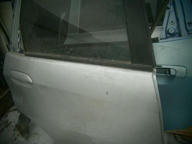 Дверь Хонда Фит в Кызыле 76335