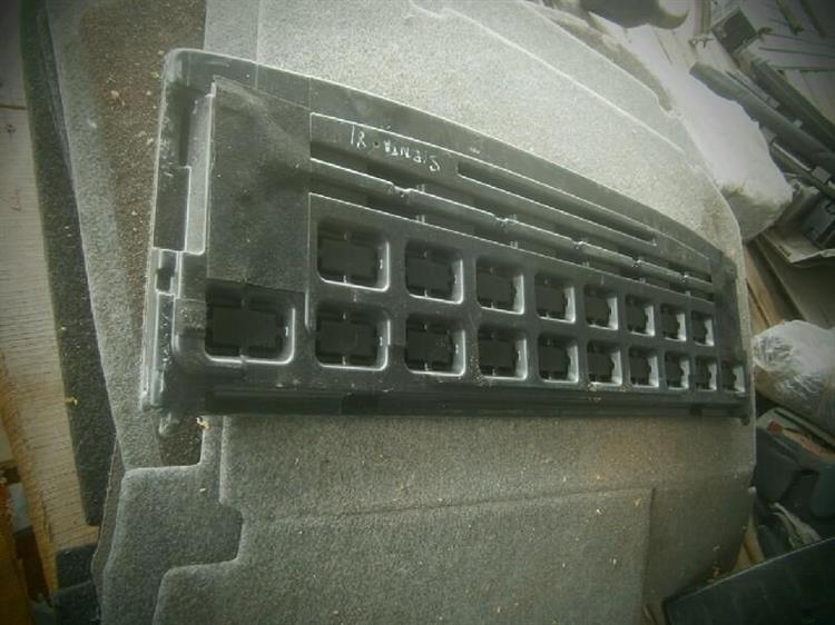Полка багажника Тойота Сиента в Кызыле 77566
