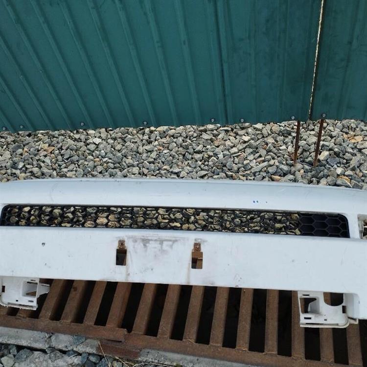 Решетка радиатора Тойота ББ в Кызыле 87564